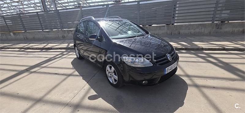 Negro Usado 2008 VW Golf Plus Cross Highline Monovolumen | 5500 € (Precio justo) - Imagen 1/4