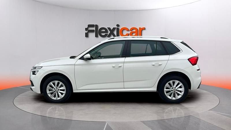 Usado Skoda Kamiq Selection 95 CV (69 kW) 2023 Blanco SUV