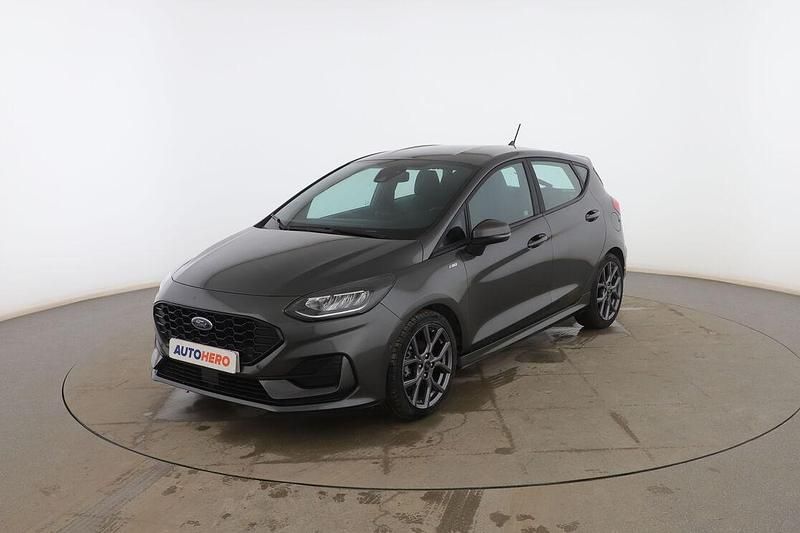 Gris Usado 2023 Ford Fiesta ST-Line Berlina | 16.999 € (Un poco caro) - Imagen 1/3