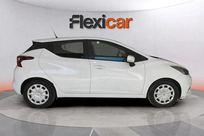 Usado Nissan Micra Acenta 92 CV (67 kW) 2022 Blanco Utilitario