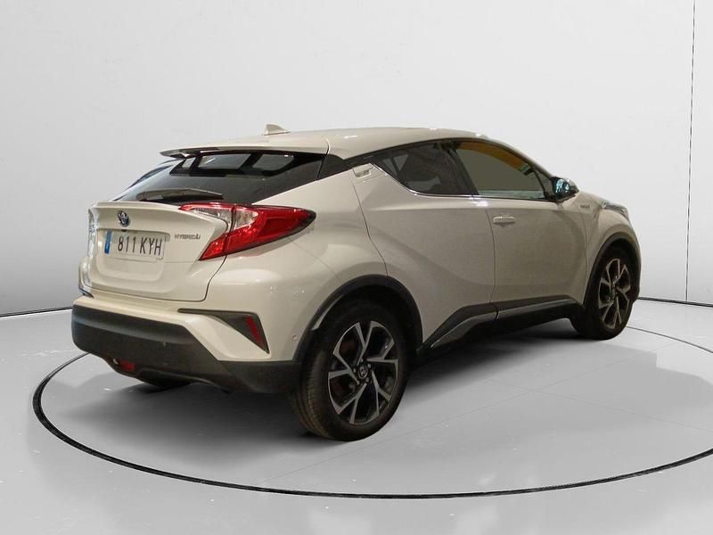 Usado Toyota C-HR Advance 122 CV (89 kW) 2019 Blanco SUV