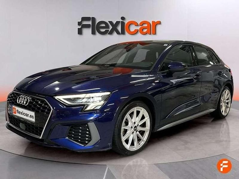 Usado Audi A3 Sportback 150 CV (110 kW) 2023 Azul Utilitario
