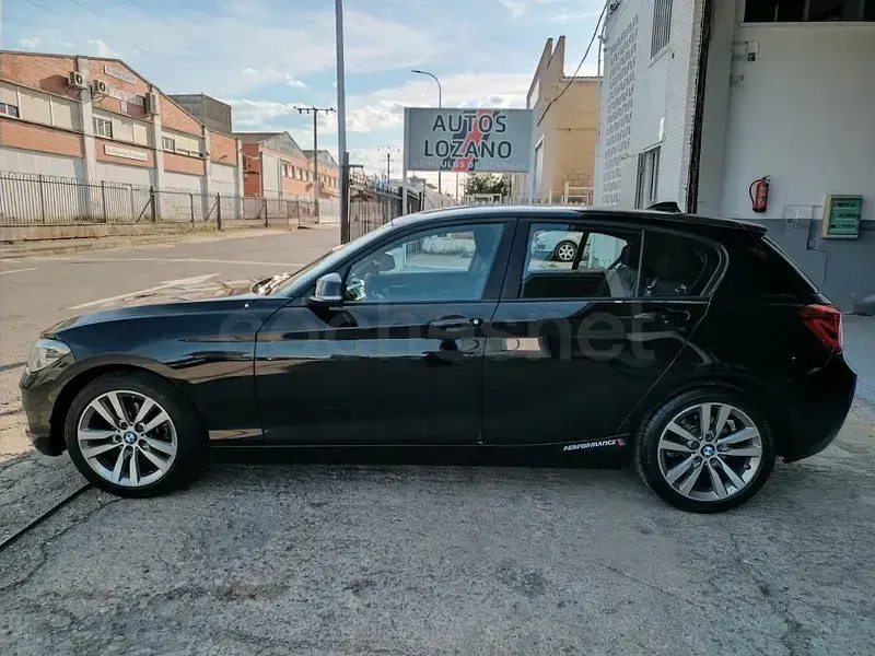 Usado BMW 118 Comfort Edition 150 CV (110 kW) 2016 Negro Utilitario
