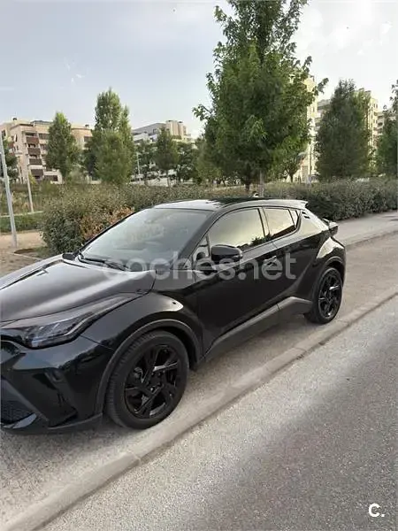 Usado Toyota C-HR Active 140 CV (102 kW) 2023 Negro SUV