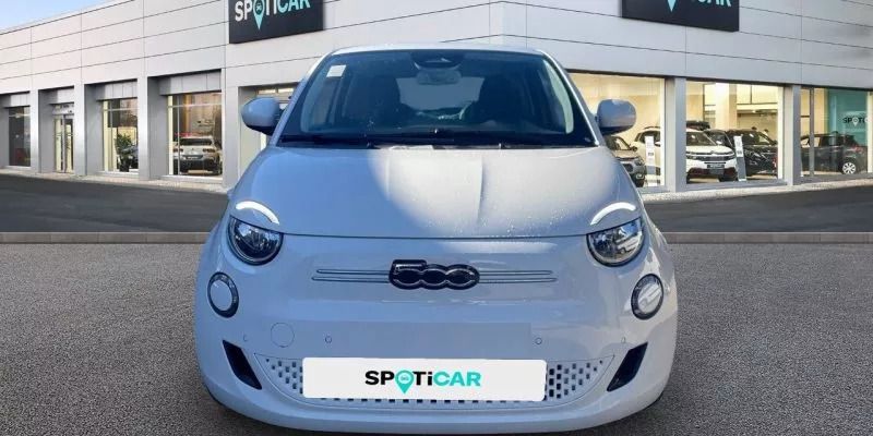 Usado Fiat 500e 86 kW (118 CV) 2023 Blanco Utilitario