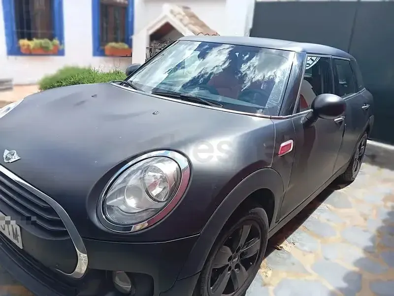 Usado Mini One D Clubman 116 CV (85 kW) 2016 Negro Familiar