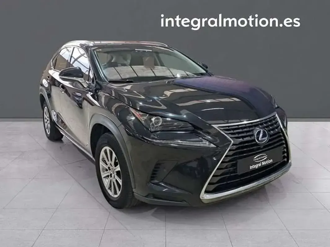 Usado Lexus NX300h Business Edition 197 CV (144 kW) 2020 Negro SUV