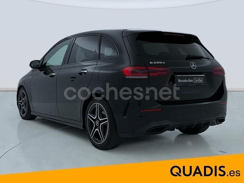 Usado Mercedes B200 150 CV (110 kW) 2021 Negro Monovolumen