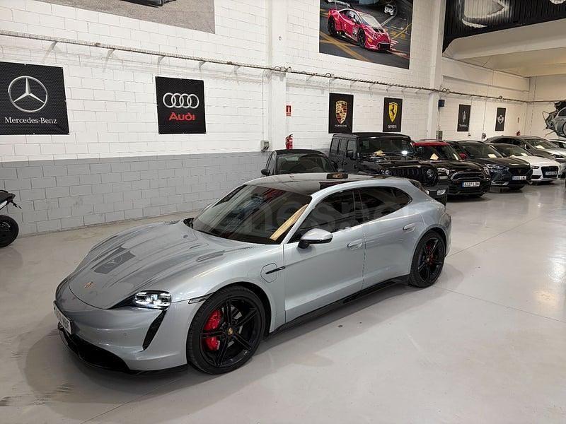 Usado Porsche Taycan Sport Turismo 389 kW (530 CV) 2022 Eléctrico Familiar