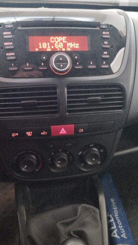 Usado Opel Combo 95 CV (69 kW) 2017 Blanco Monovolumen