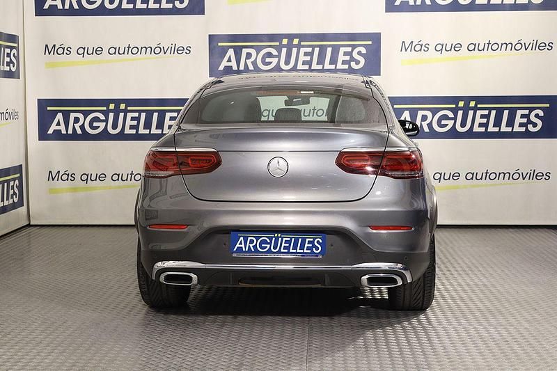 Usado Mercedes GLC300e AMG line 258 CV (189 kW) 2020 Gris metalizado Coupe