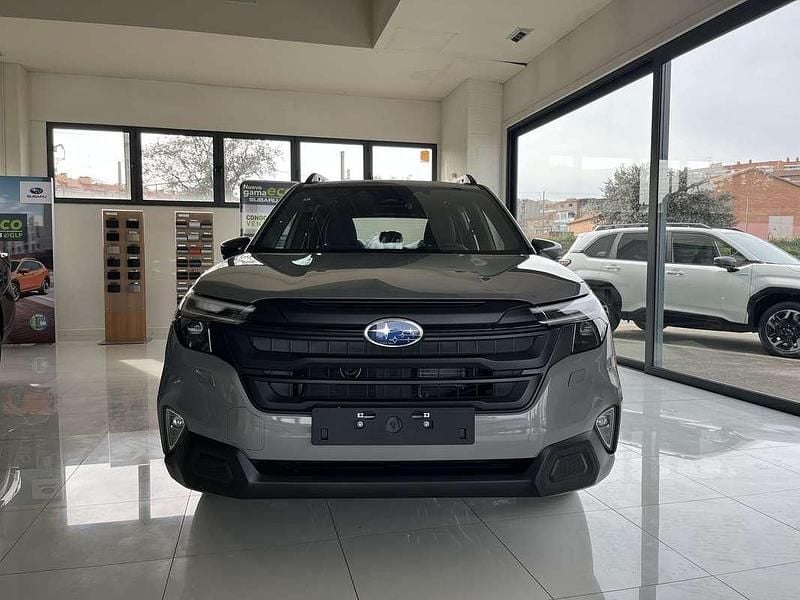 Nuevo Subaru Forester Active 152 CV (111 kW) 2025 Gris SUV