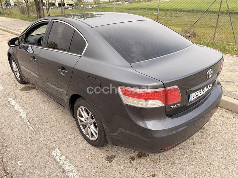 Occasion Toyota Avensis Active 132 PK (97 kW) 2011 Grijs Sedan