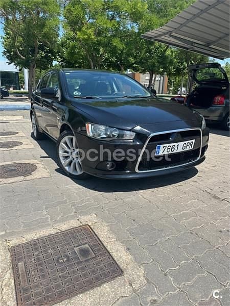 Negro Usado 2010 Mitsubishi Lancer Sportback Invite Berlina | 3500 € - Imagen 1/4