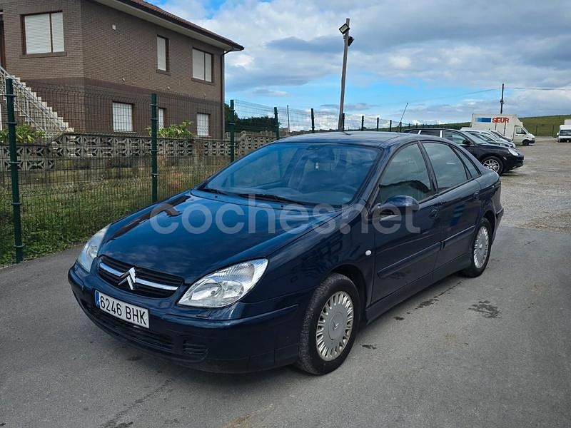 Azul Usado 2001 Citroën C5 Exclusive Berlina | 1999 € (Precio justo) - Imagen 1/4