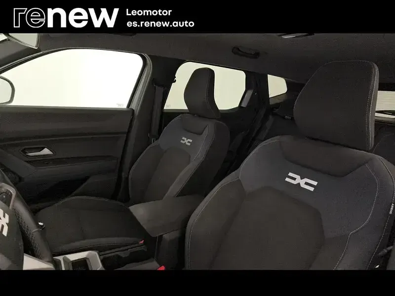 Usado Dacia Duster Journey 130 CV (95 kW) 2025 Gris SUV