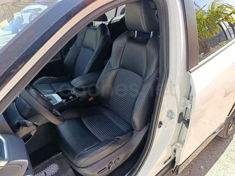 Usado Toyota RAV4 Hybrid Style 218 CV (160 kW) 2021 Blanco SUV