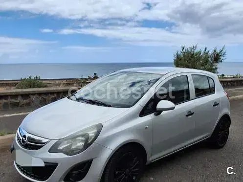 Usado Opel Corsa Selective 75 CV (55 kW) 2014 Gris / plata Utilitario