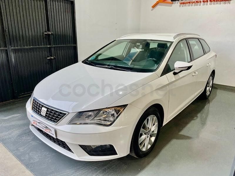 Blanco Usado 2019 Seat Leon Reference Familiar | 9350 € (Buen precio) - Imagen 1/4