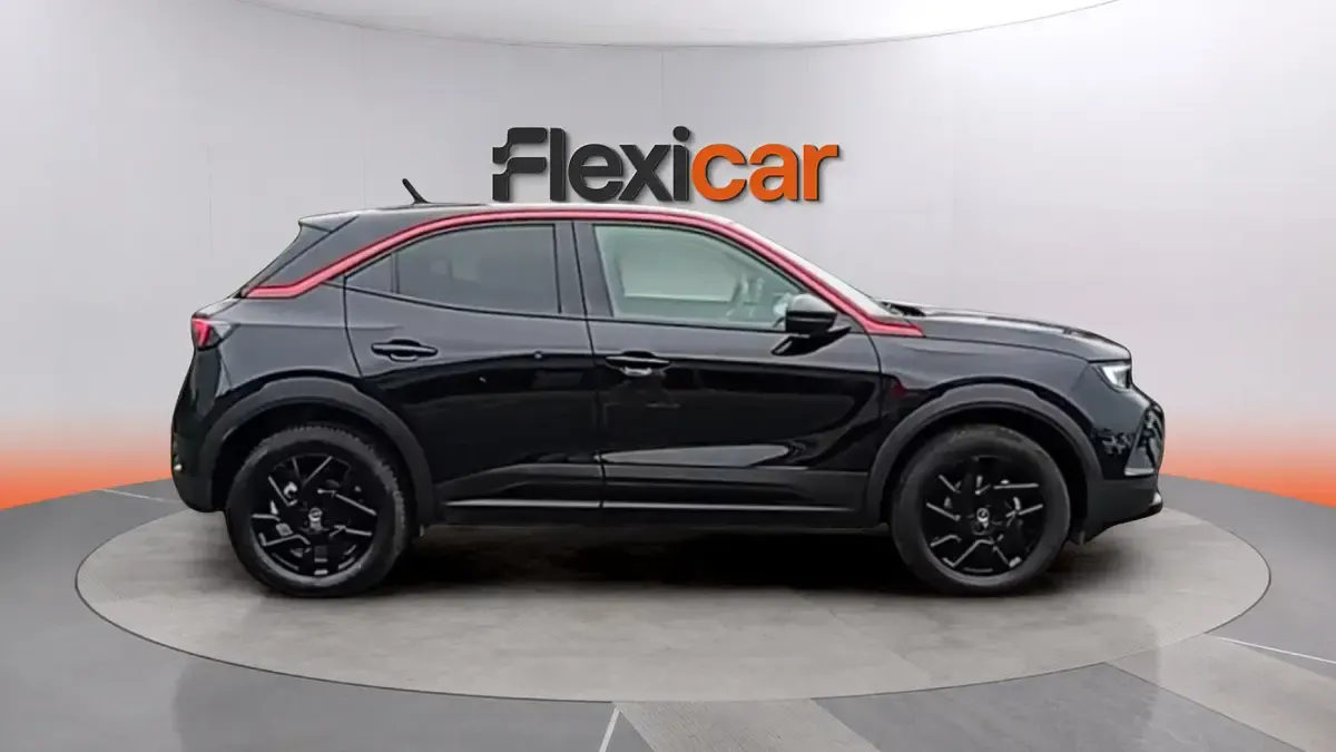 Usado Opel Mokka 131 CV (96 kW) 2023 Negro SUV