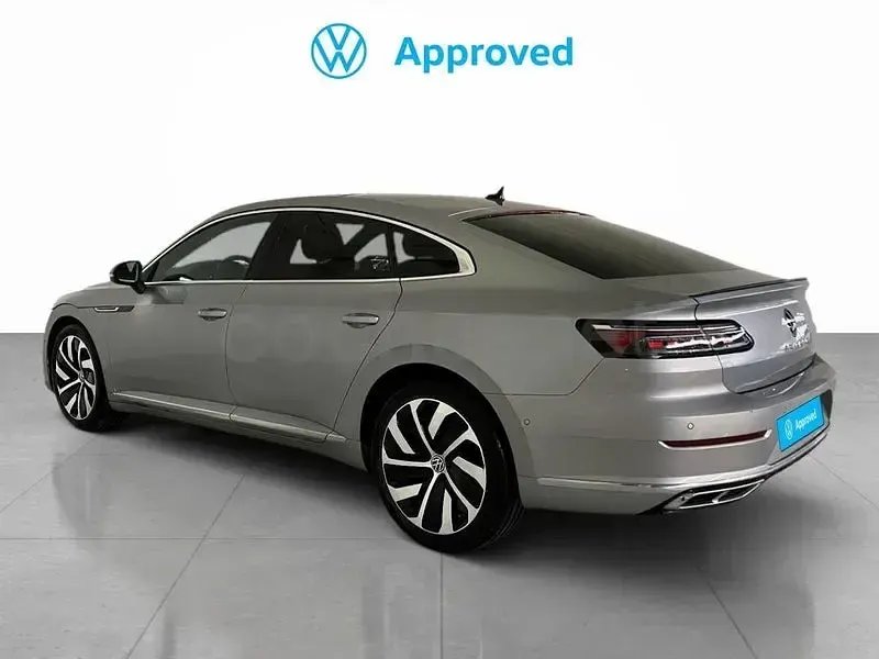 Usado VW Arteon R-line 200 CV (147 kW) 2021 Gris / plata Berlina