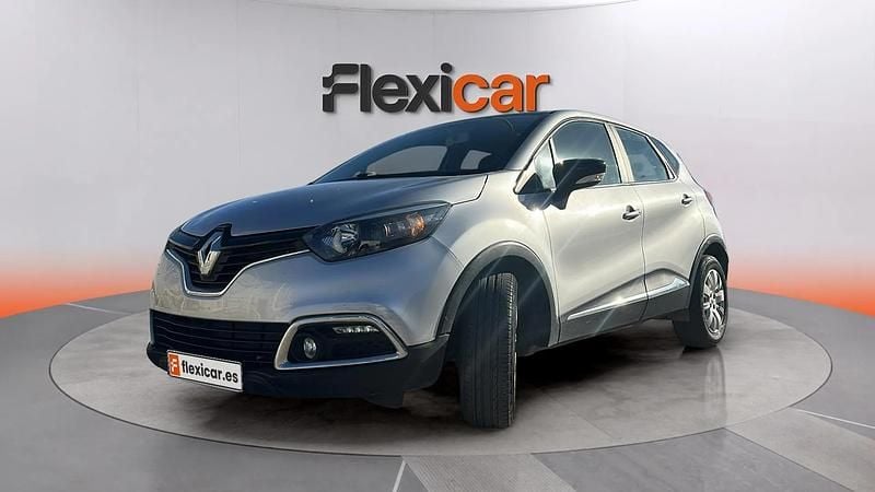 Usado Renault Captur Intens 90 CV (66 kW) 2016 Gris SUV