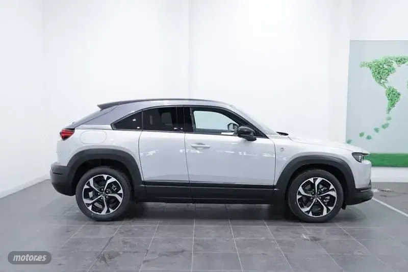 Usado Mazda MX30 Ad'Vantage 170 CV (125 kW) 2024 Gris SUV