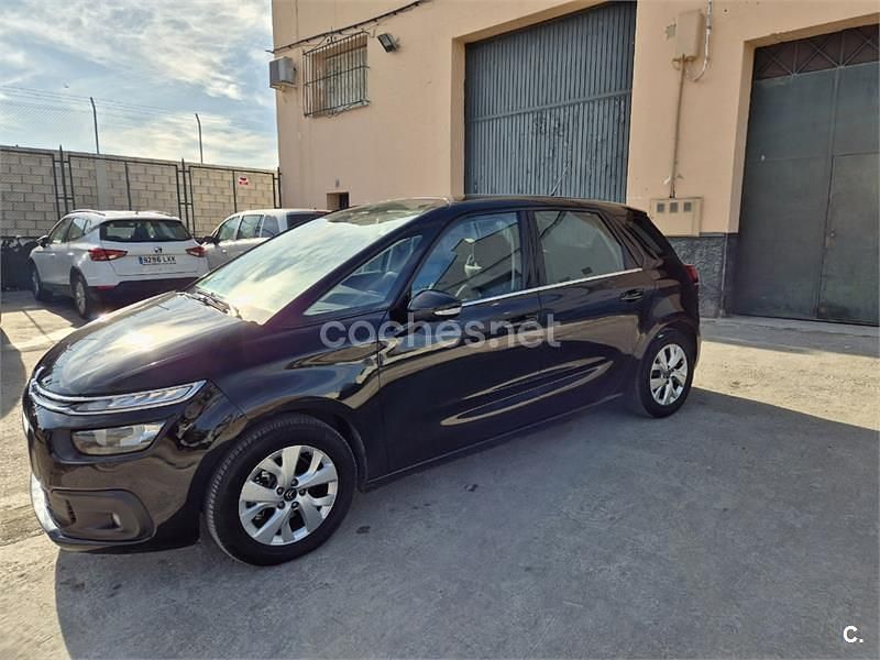 Usado Citroën C4 Picasso Live 120 CV (88 kW) 2017 Negro Monovolumen