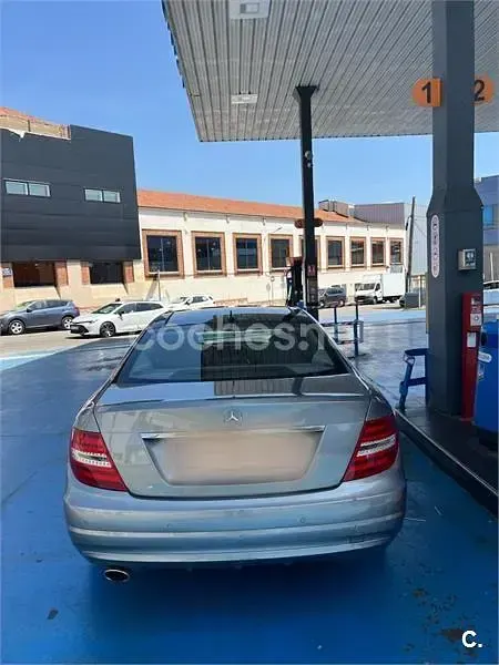Używany Mercedes C220 170 KM (125 kW) 2012 Szary Coupe