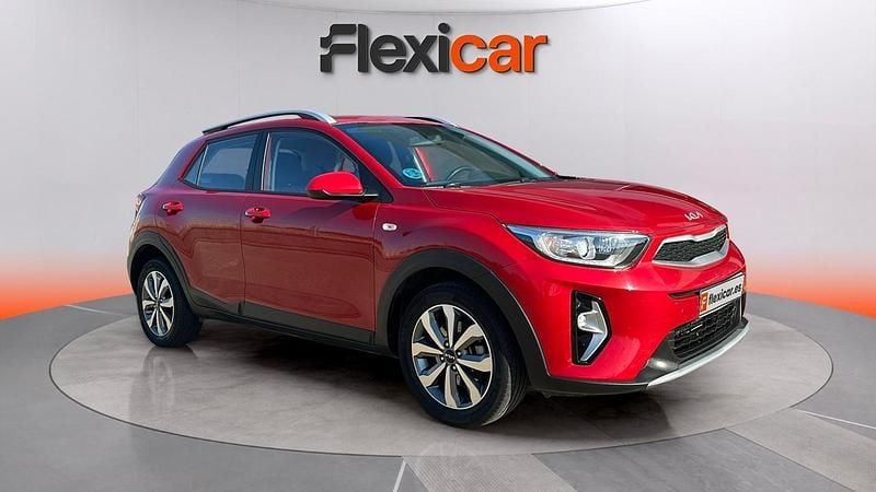 Usado Kia Stonic 84 CV (61 kW) 2023 Beige SUV