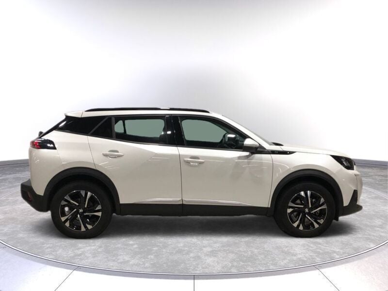 Usado Peugeot e-2008 Allure 100 kW (136 CV) 2020 Blanco SUV