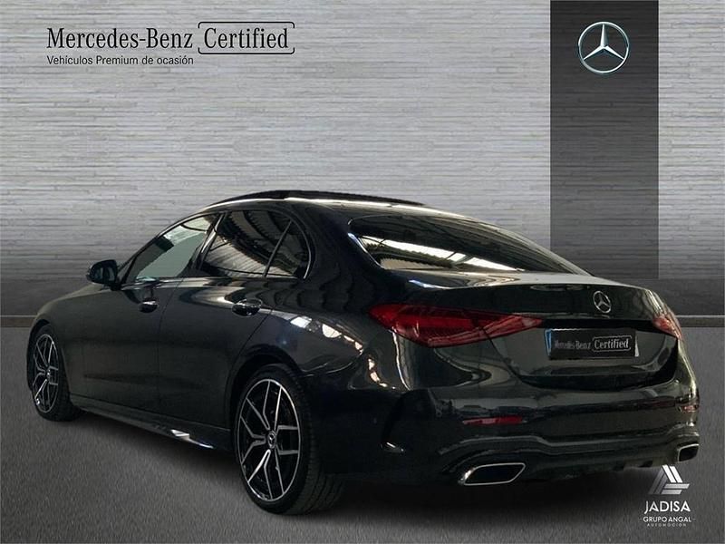 Usado Mercedes C200 AMG line 204 CV (150 kW) 2022 Gris Berlina