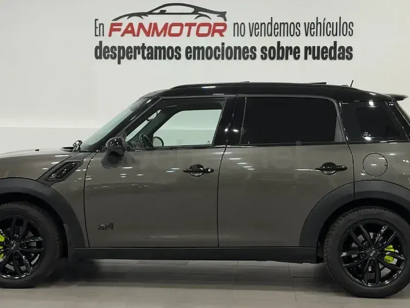 Usado Mini Cooper D Countryman 111 CV (81 kW) 2011 Marrón SUV
