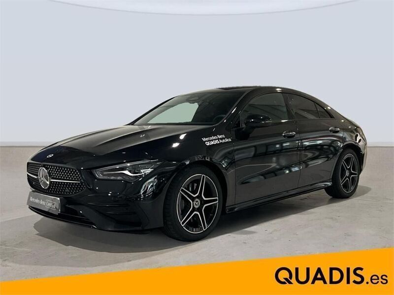 Negro cosmos Nuevo 2025 Mercedes CLA200 Berlina | 47.000 € - Imagen 1/4