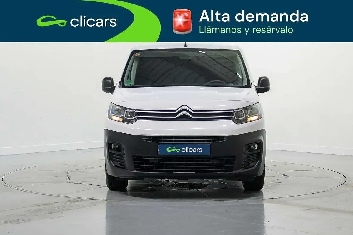 Usado Citroën Berlingo 102 CV (75 kW) 2021 Blanco Monovolumen