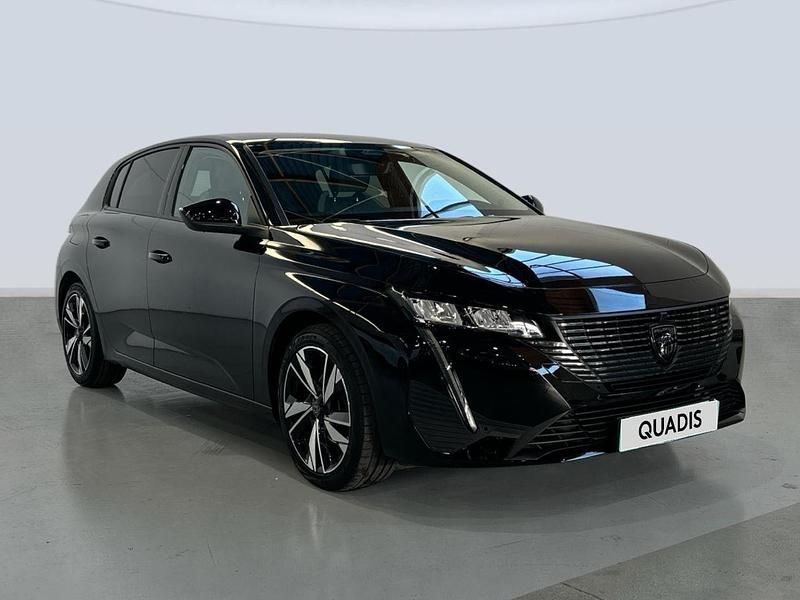 Usado Peugeot 308 Allure 131 CV (96 kW) 2022 Negro Berlina