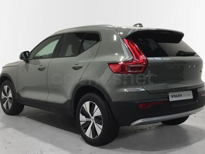 Usado Volvo XC40 Core 163 CV (119 kW) 2024 Gris / plata SUV