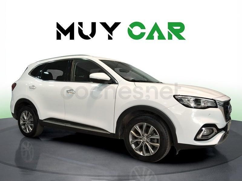 Begagnad MG HS Luxury 162 HK (119 kW) 2023 Vit SUV