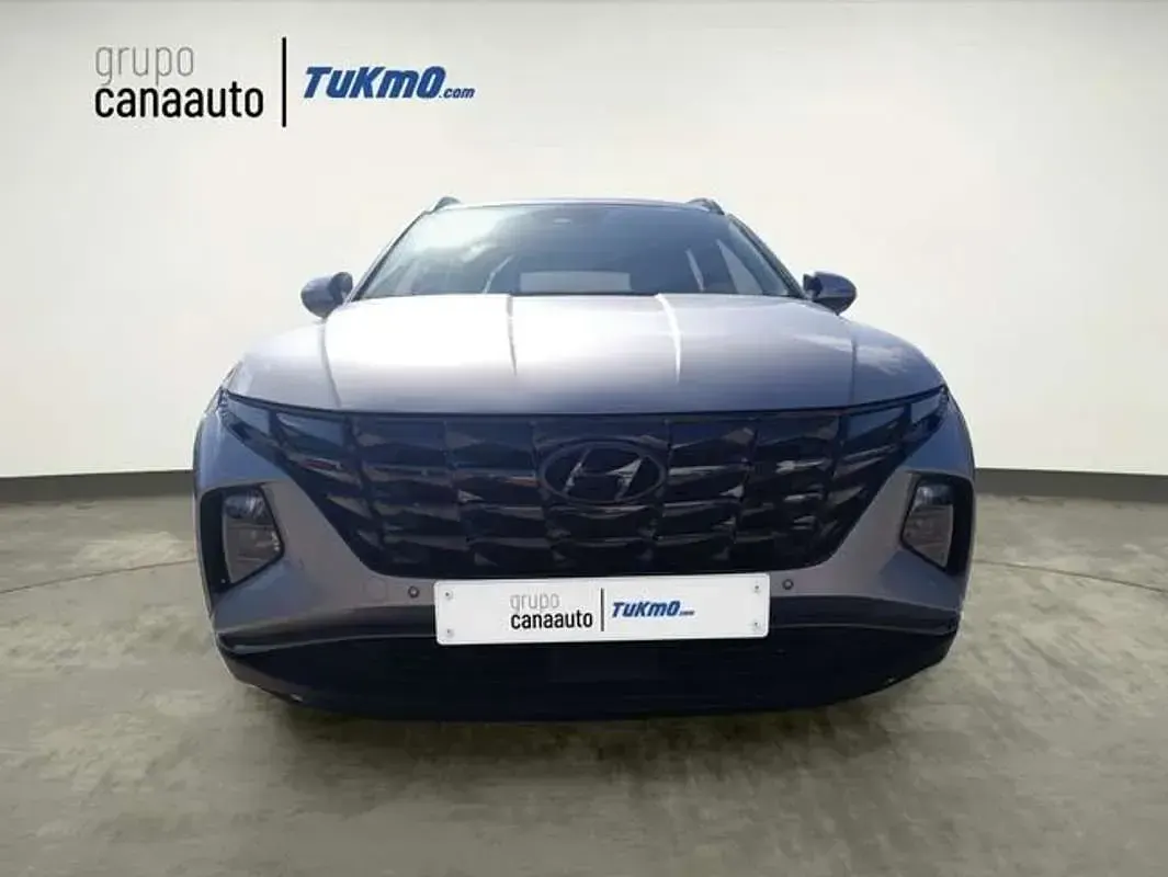 Usado Hyundai Tucson Style 265 CV (194 kW) 2021 Gris / plata SUV
