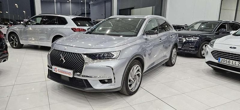 Gris Usado 2020 DS Automobiles DS7 Crossback So Chic SUV | 22.700 € (Caro) - Imagen 1/4
