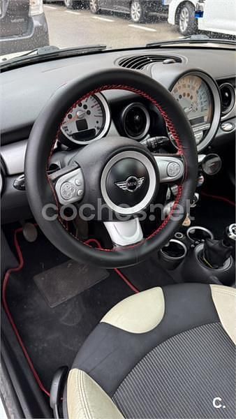 Käytetty Mini Cooper D 110 HP (80 kW) 2010 Valkoinen Viistoperä
