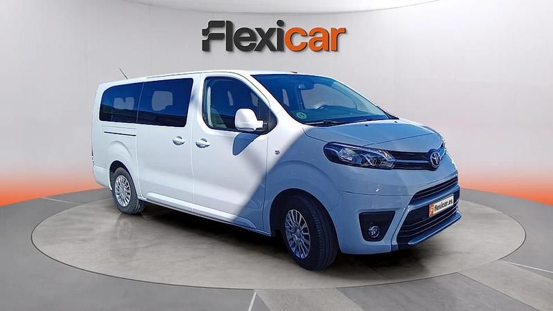 Beige Usado 2024 Toyota Proace Verso Familiar | 27.990 € (Super precio) - Imagen 1/4