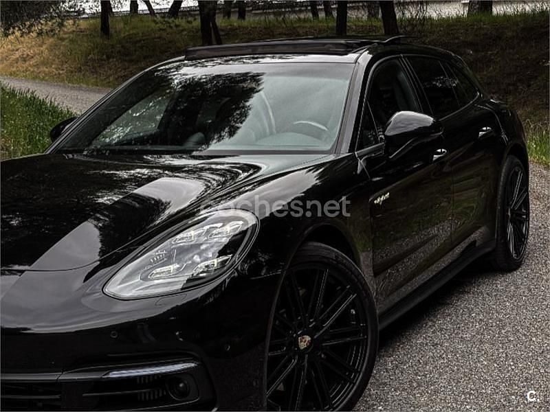 Usado Porsche Panamera Sport Turismo 462 CV (339 kW) 2018 Negro Familiar