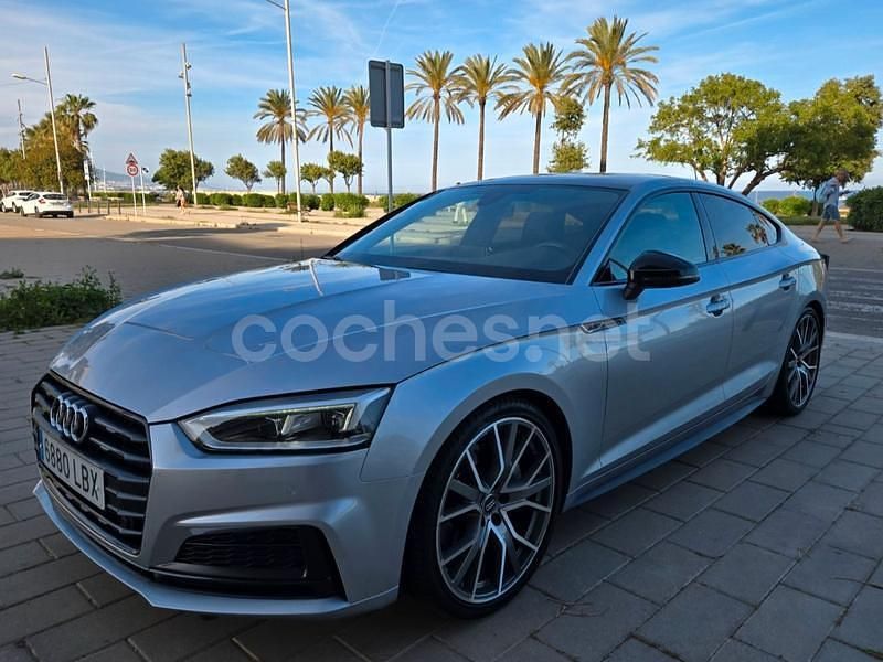 Gris / plata Usado 2019 Audi A5 Sportback S-Line Berlina | 28.900 € (Un poco caro) - Imagen 1/4