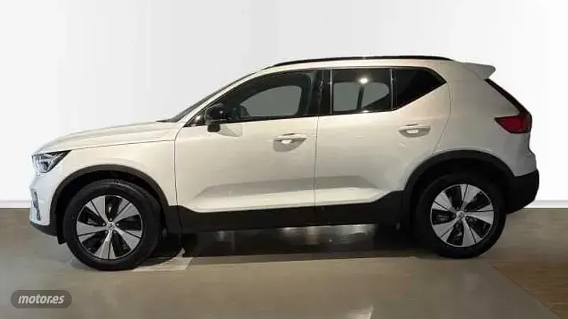 Nuevo Volvo XC40 Core 163 CV (119 kW) 2026 Blanco SUV