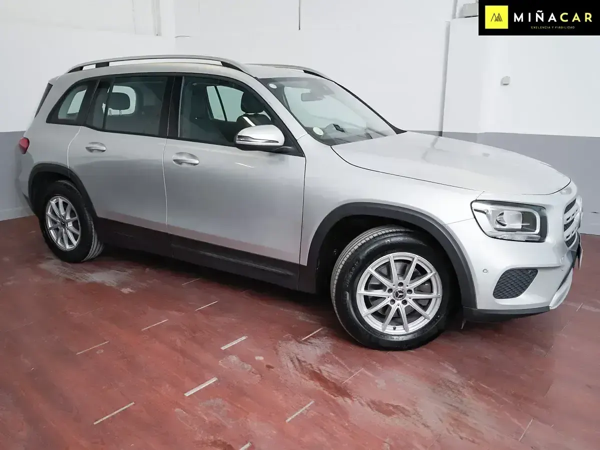 Usado Mercedes GLB200 150 CV (110 kW) 2021 Gris SUV