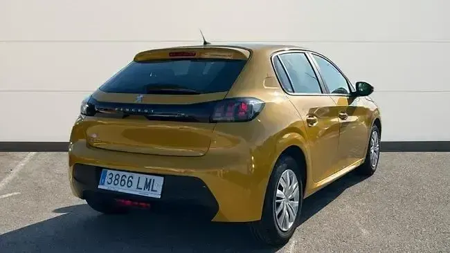 Usado Peugeot 208 Active 75 CV (55 kW) 2021 Amarillo Utilitario