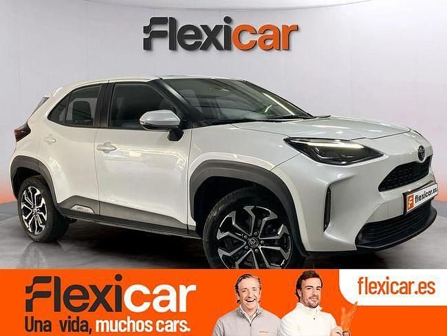 Blanco Usado 2025 Toyota Yaris Hybrid Active | 24.490 € (Un poco caro) - Imagen 1/4