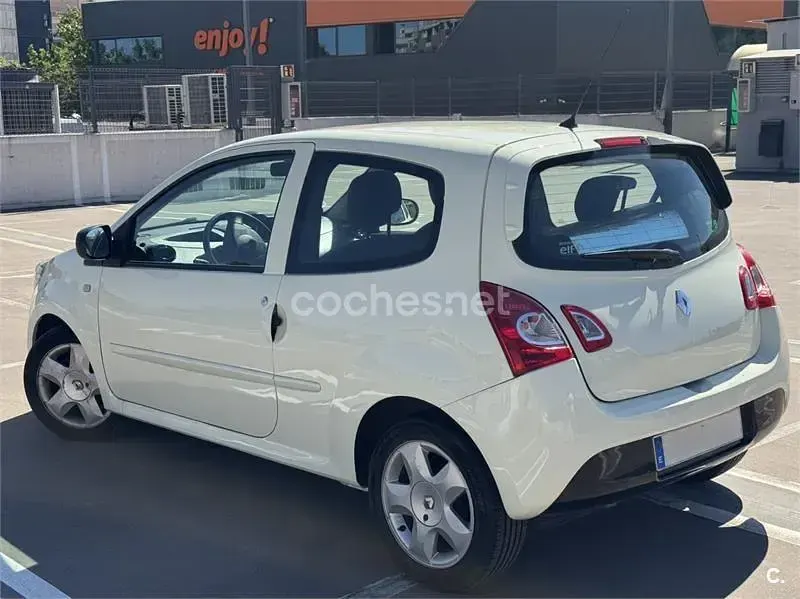 Usado Renault Twingo 85 CV (62 kW) 2012 Beige Utilitario