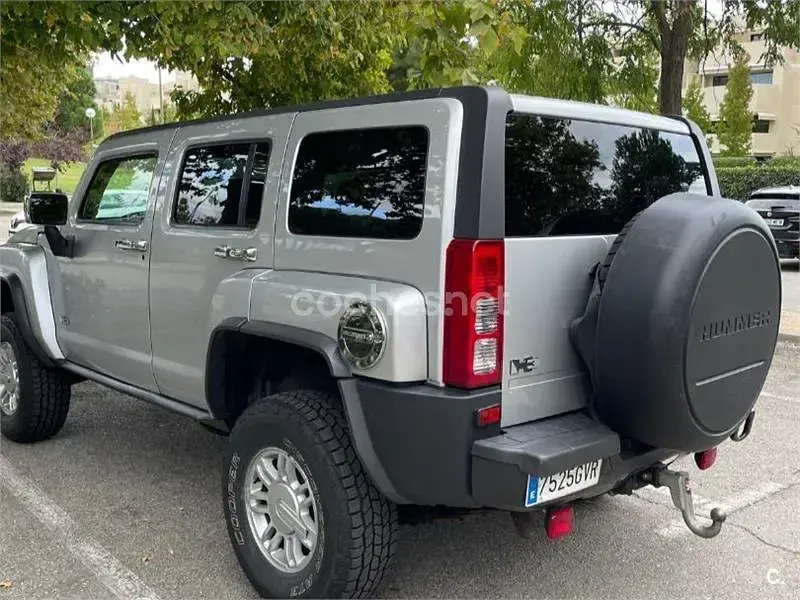 Usado Hummer H3 245 CV (180 kW) 2010 Gris / plata SUV